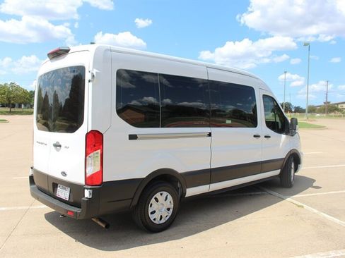 Used 2023 Ford Transit 350 XLT RWD image 4