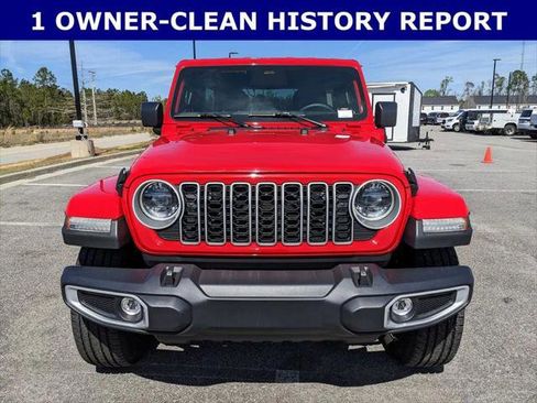 Certified 2025 Jeep Wrangler Unlimited Sahara image 8