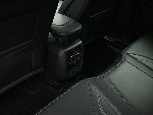 Certified 2022 Ford Mustang Mach-E Premium image 19