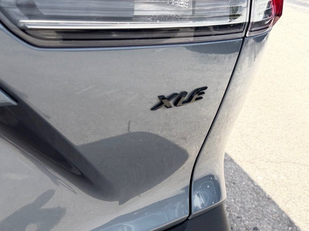 Used 2024 Toyota Corolla Cross XLE w/ Convenience Package FWD image 16