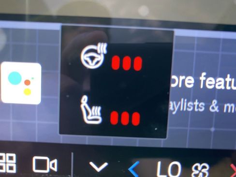 New 2023 Volvo C40 P8 Recharge Plus w/ Climate Package image 24