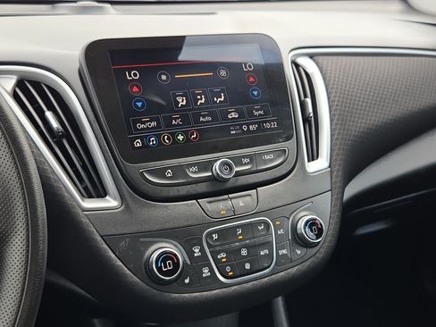 Used 2024 Chevrolet Malibu LT FWD image 25
