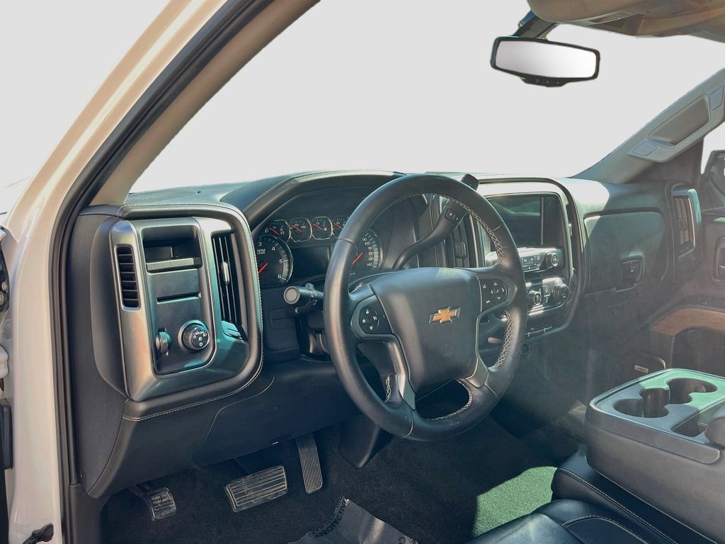 Used 2016 Chevrolet Silverado 1500 LTZ w/ Sport Package RWD image 9