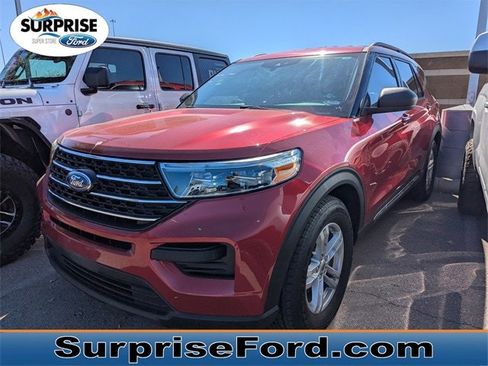 Used 2020 Ford Explorer XLT image 1