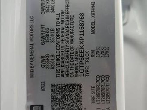 Used 2023 GMC Canyon AT4X image 24