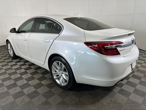 Used 2016 Buick Regal FWD image 4