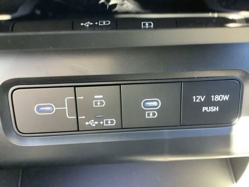 New 2026 Hyundai Tucson Limited image 36