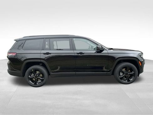 New 2025 Jeep Grand Cherokee L Limited w/ Black Appearance Package RWD image 4