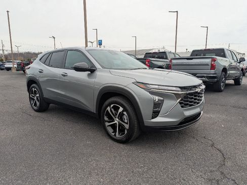 New 2026 Chevrolet Trax RS w/ Sunroof Package image 46