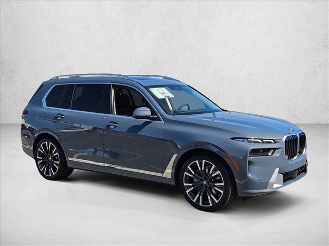 Used 2026 BMW X7 xDrive40i AWD/4WD image 7