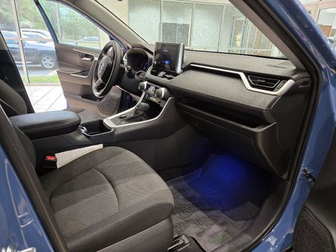 Used 2023 Toyota RAV4 AWD Hybrid image 26