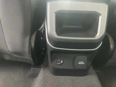 Used 2024 Ford Ranger XLT AWD/4WD image 15