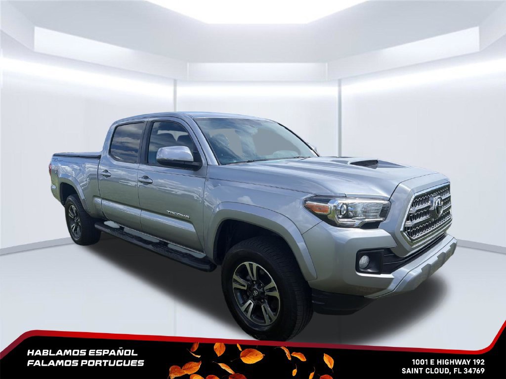 Used 2017 Toyota Tacoma TRD Sport w/ Tow Package RWD image 7