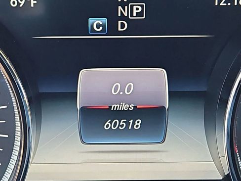 Used 2018 Mercedes-Benz E 300 4MATIC image 14