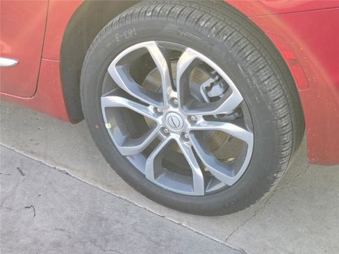 New 2026 Chrysler Pacifica Pinnacle image 18