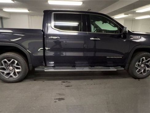 New 2026 GMC Sierra 1500 SLT w/ SLT Premium Plus Package image 9
