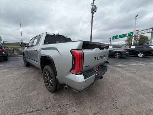 Used 2024 Toyota Tundra Platinum AWD/4WD image 5