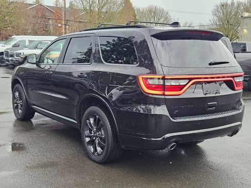 Used 2023 Dodge Durango GT w/ Blacktop Package AWD/4WD image 4