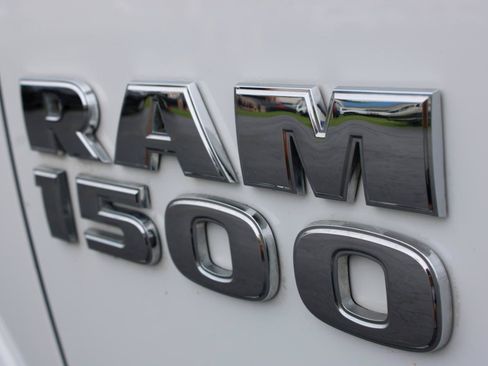Used 2017 RAM 1500 Laramie w/ Convenience Group AWD/4WD image 7