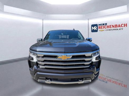 Used 2024 Chevrolet Silverado 1500 High Country w/ High Country Premium Package image 9