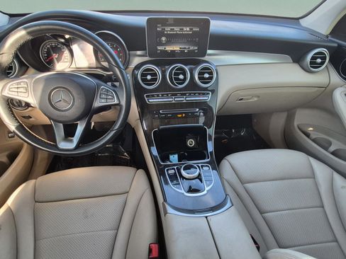 Used 2018 Mercedes-Benz GLC 300 image 11