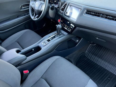 Used 2021 Honda HR-V EX image 15