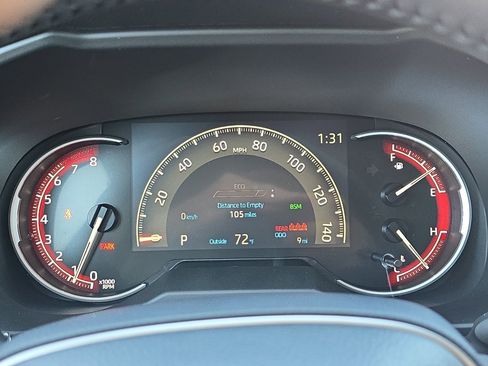 New 2025 Toyota RAV4 XLE image 28