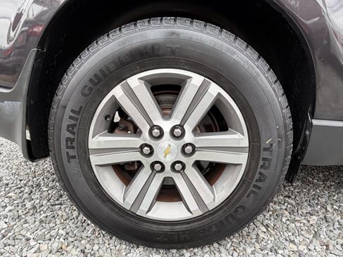 Used 2015 Chevrolet Traverse LT image 32