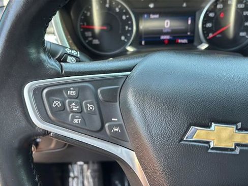 Used 2022 Chevrolet Equinox LT FWD image 22