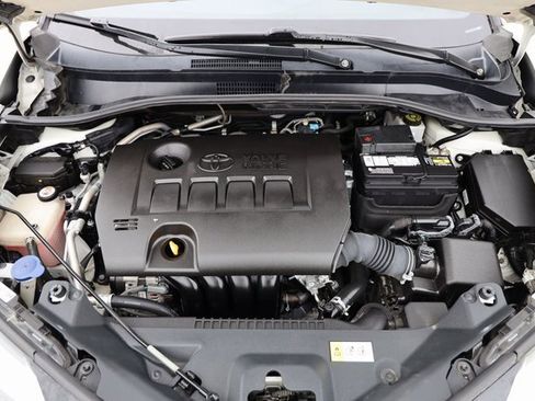 Certified 2020 Toyota C-HR XLE image 26