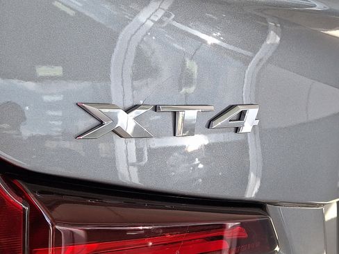 Used 2023 Cadillac XT4 Luxury w/ Cold Weather Package image 30