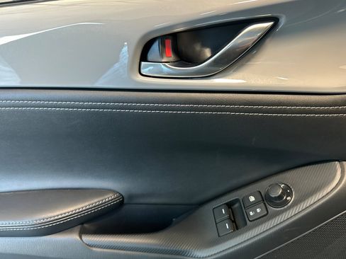 New 2025 MAZDA MX-5 Miata Club image 12