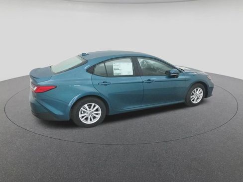 New 2026 Toyota Camry LE image 10