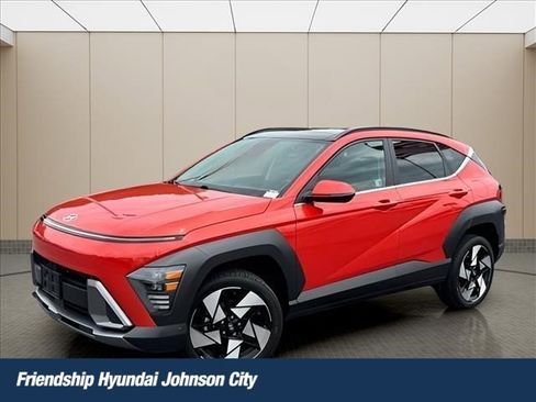 Certified 2024 Hyundai Kona Limited AWD/4WD image 1