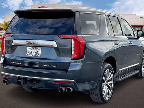 Used 2021 GMC Yukon Denali w/ Advanced Technology Package image 12