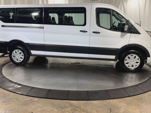 Used 2021 Ford Transit 350 XLT image 2