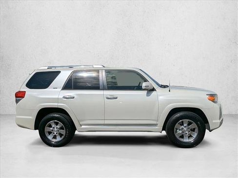 Used 2013 Toyota 4Runner SR5 image 4