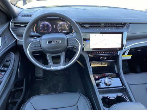 New 2026 Jeep Grand Cherokee Limited w/ Limited Altitude Package image 8