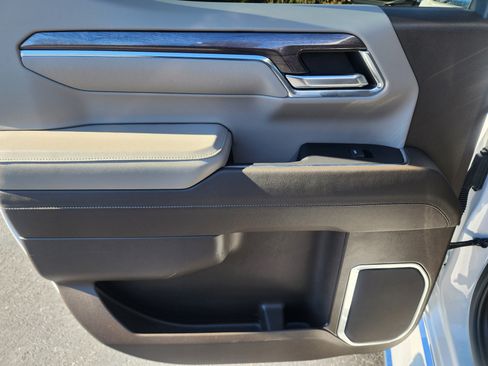 Used 2024 Chevrolet Silverado 1500 LTZ w/ Technology Package image 17