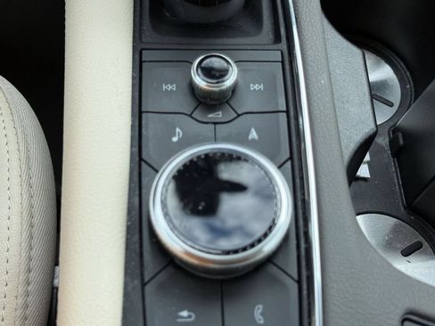 Used 2024 Cadillac XT5 Premium Luxury FWD image 24