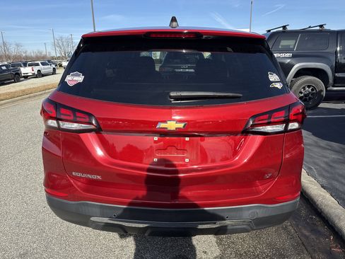 Certified 2022 Chevrolet Equinox LT image 9