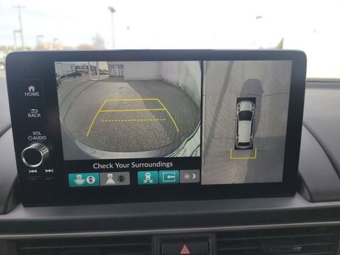 Used 2025 Honda Pilot Elite image 19