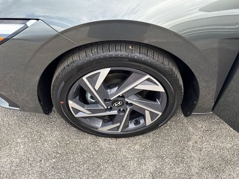 New 2025 Hyundai Elantra Sport image 21