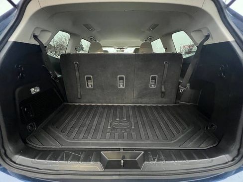Used 2019 Subaru Ascent Premium image 33