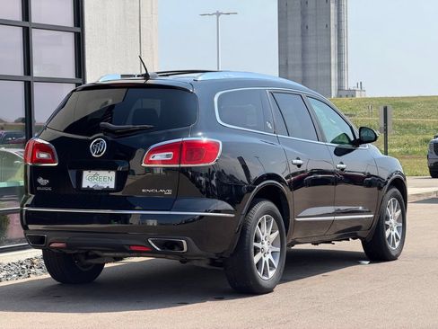Used 2017 Buick Enclave Leather AWD/4WD image 5