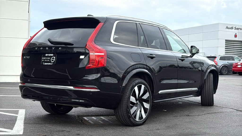 Certified 2024 Volvo XC90 T8 Ultimate AWD/4WD image 4