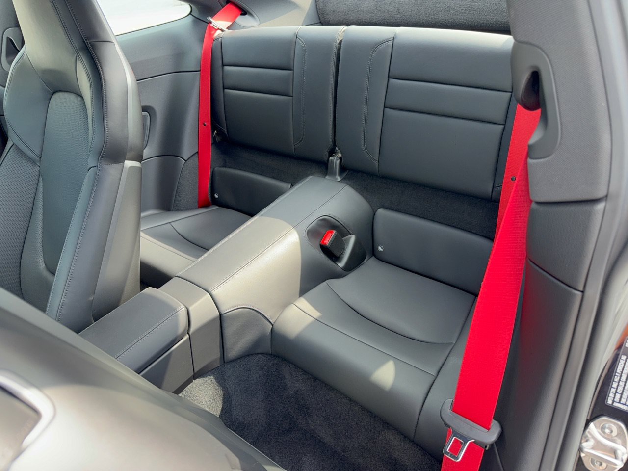 Certified 2024 Porsche 911 Carrera T RWD image 25