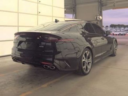 Used 2020 Kia Stinger GT2 AWD/4WD image 3