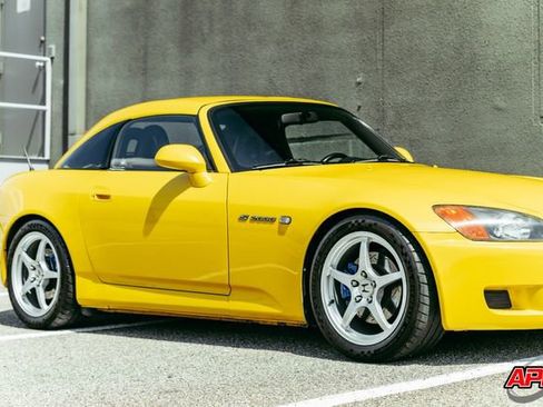Used 2001 Honda S2000 image 65