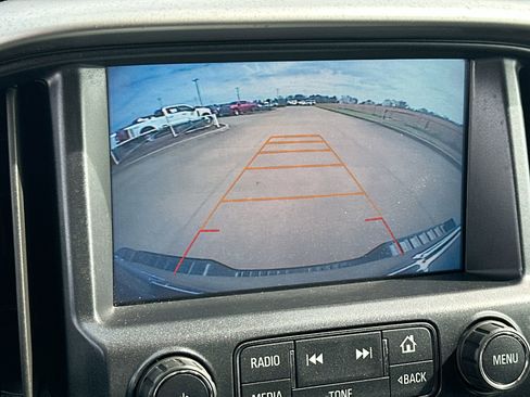 Used 2017 Chevrolet Colorado LT w/ Midnight Edition image 17